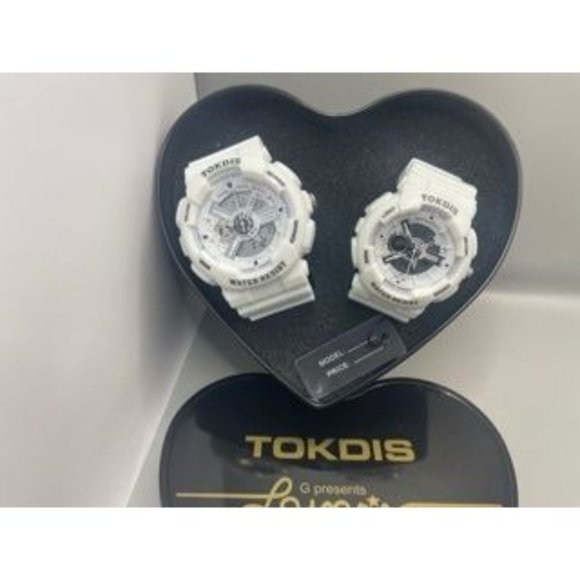 TWO New Watches  FREE Heart Shape DISPLAY CASE - Picture 1 of 11